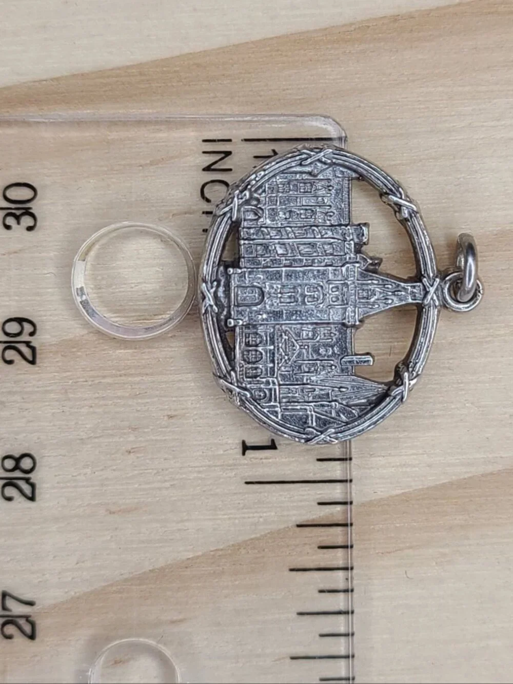 Vintage Sterling Silver Biltmore Estate Oval Pendant Charm Asheville NC .75" - Picture 8 of 8